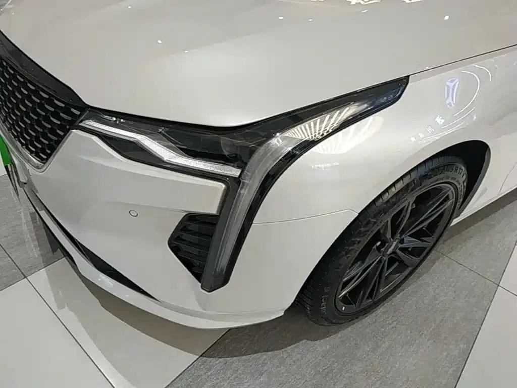 2023 Cadillac CT4 25T Luxury — миниатюра 24