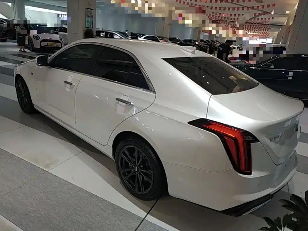 2023 Cadillac CT4 25T Luxury — миниатюра 5