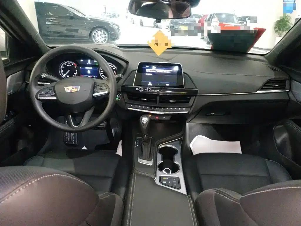 2023 Cadillac CT4 25T Luxury — миниатюра 10