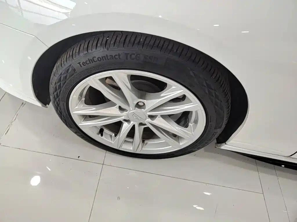 Cadillac CT4 2021 28T Fashion Edition — миниатюра 23