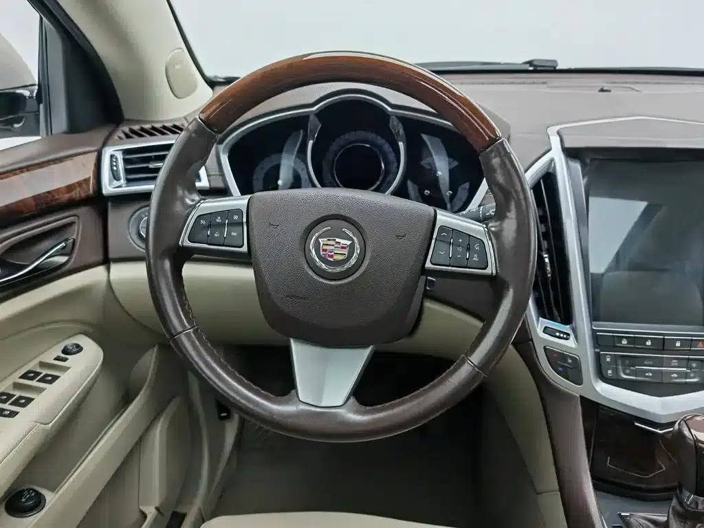 2012 Cadillac SRX 3.0L Luxury — миниатюра 11