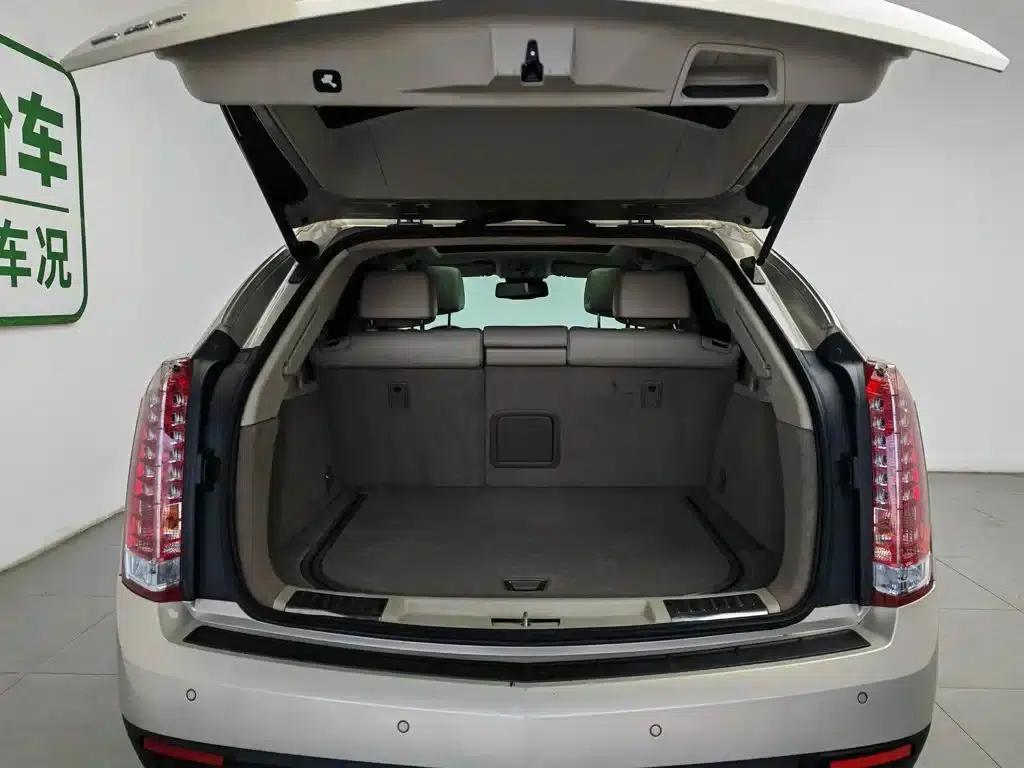2012 Cadillac SRX 3.0L Luxury — миниатюра 16