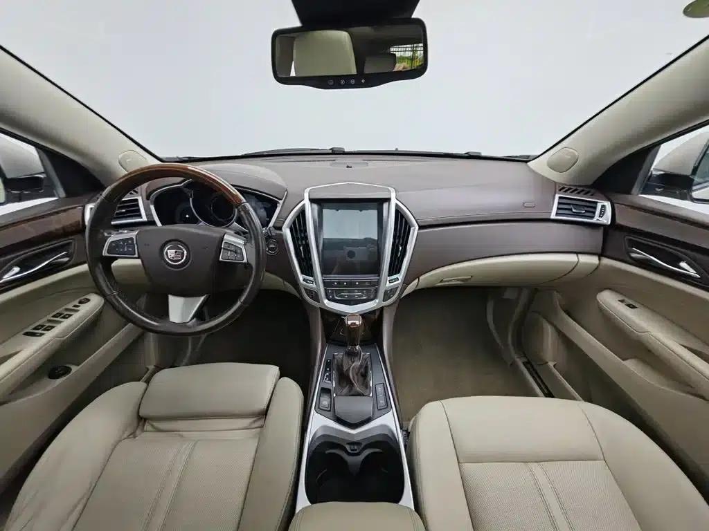 2012 Cadillac SRX 3.0L Luxury — миниатюра 5