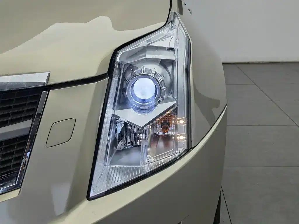 2012 Cadillac SRX 3.0L Luxury — миниатюра 7