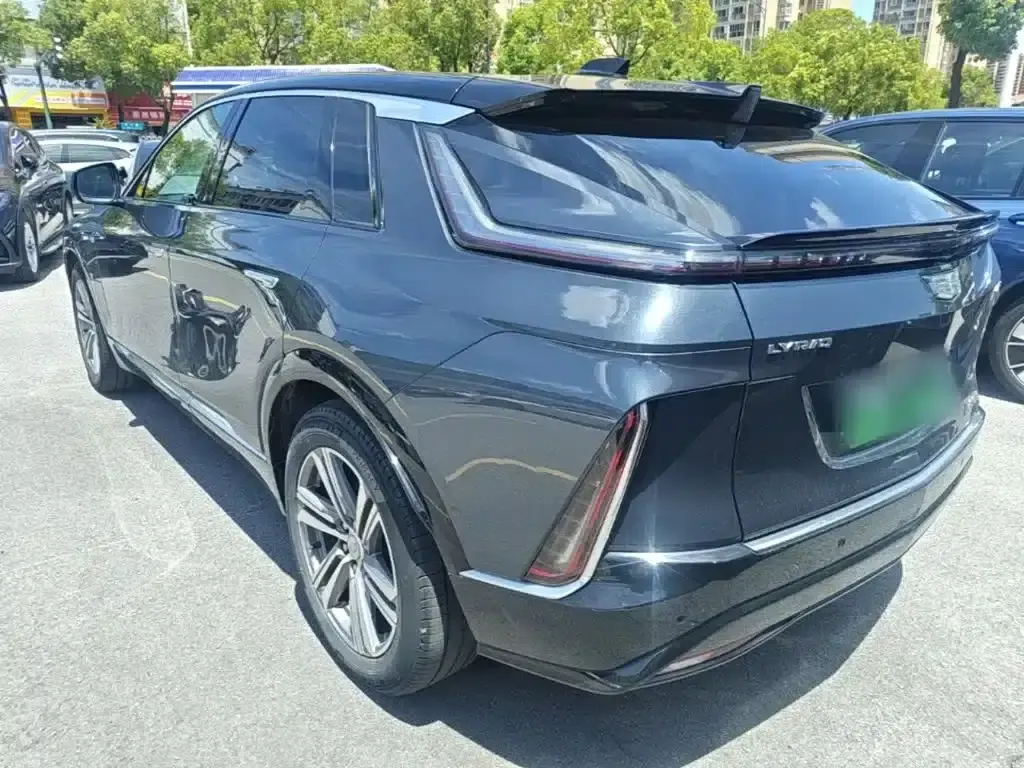 iQ Ruige 2022 Rear-Wheel Drive Long-Range Luxury Edition — миниатюра 5