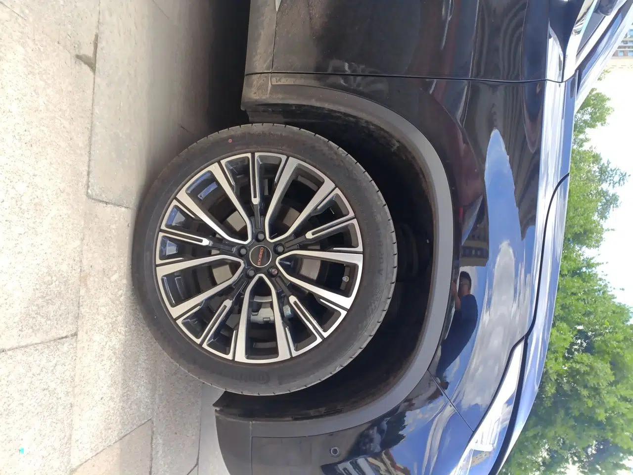 EXEED Lingyun 2023 400T Two-Wheel-Drive Star Prestige Edition — миниатюра 8