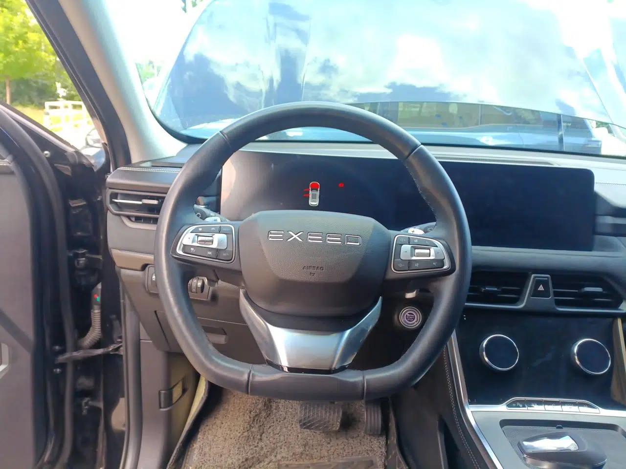 EXEED Lingyun 2023 400T Two-Wheel-Drive Star Prestige Edition — миниатюра 10