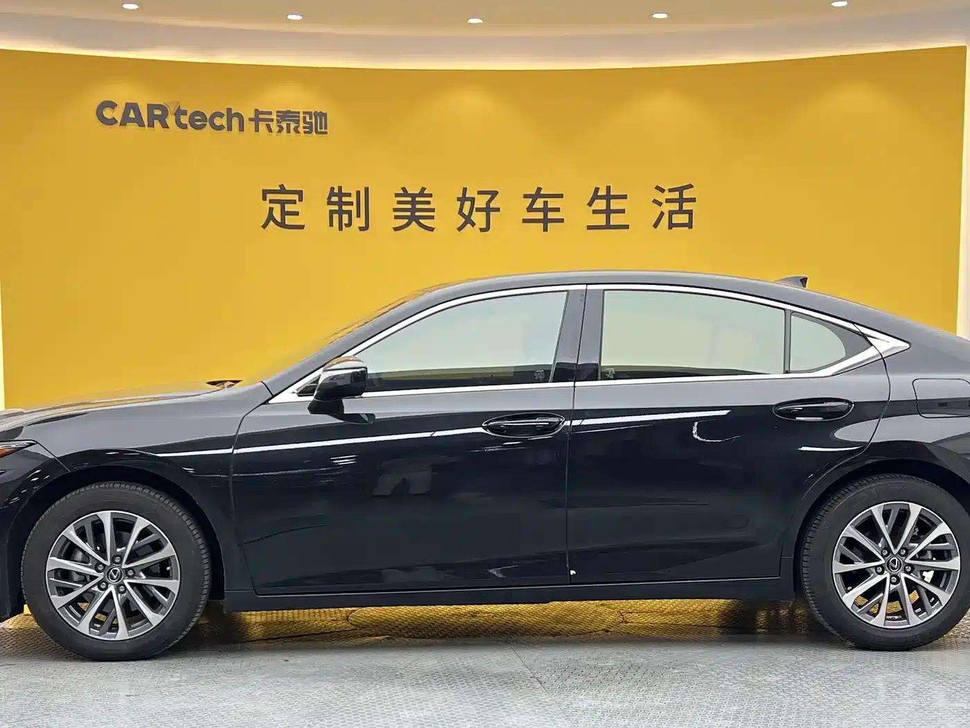 Lexus ES 2023 200 Premium Edition — миниатюра 26