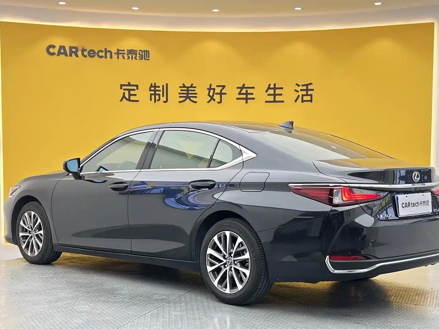 Lexus ES 2023 200 Premium Edition — миниатюра 27