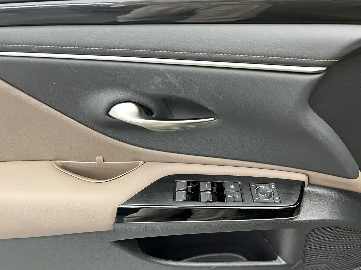 Lexus ES 2023 200 Premium Edition — миниатюра 6