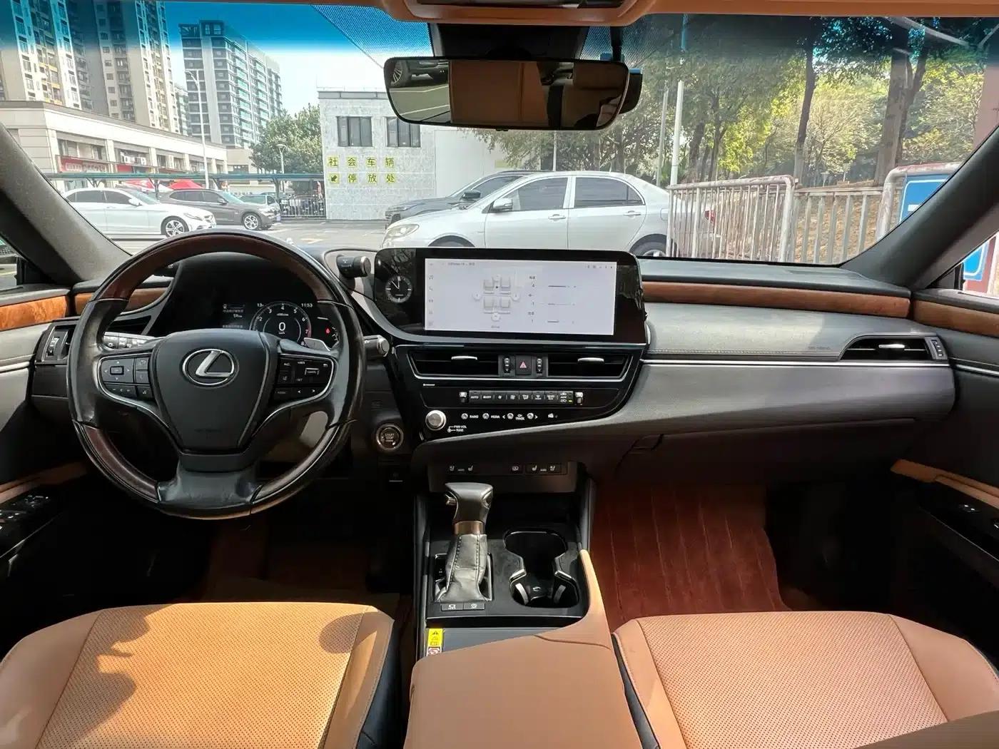 Lexus ES 2022 200 Luxury Edition — миниатюра 7