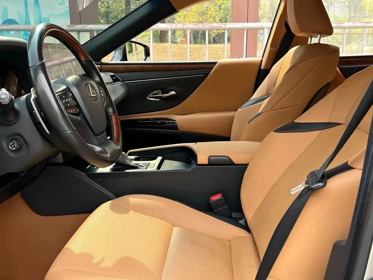 Lexus ES 2022 200 Luxury Edition — миниатюра 9