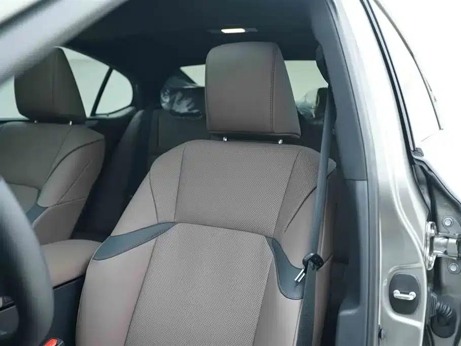 Lexus ES 2025 200 Premium Edition — миниатюра 14