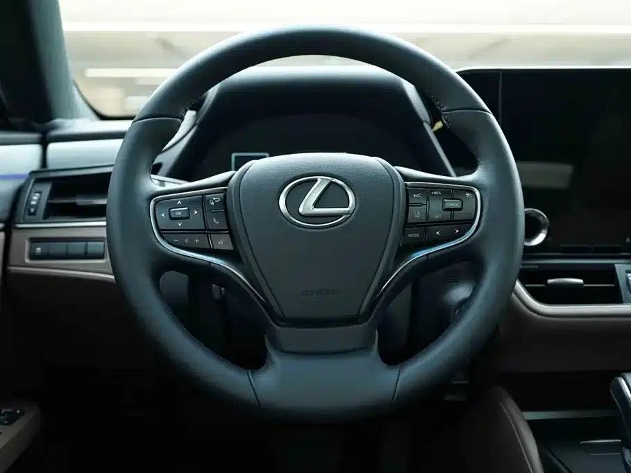 Lexus ES 2025 200 Premium Edition — миниатюра 18