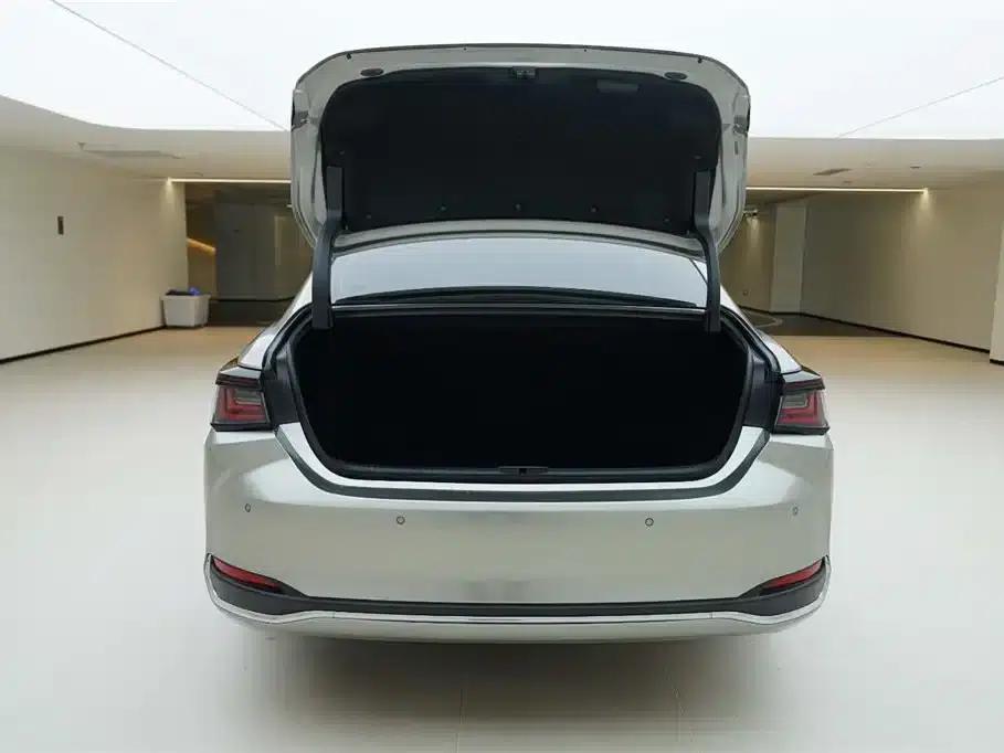 Lexus ES 2025 200 Premium Edition — миниатюра 6