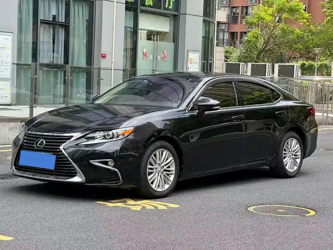 Lexus ES 2015 200 Comfort Edition — миниатюра 1