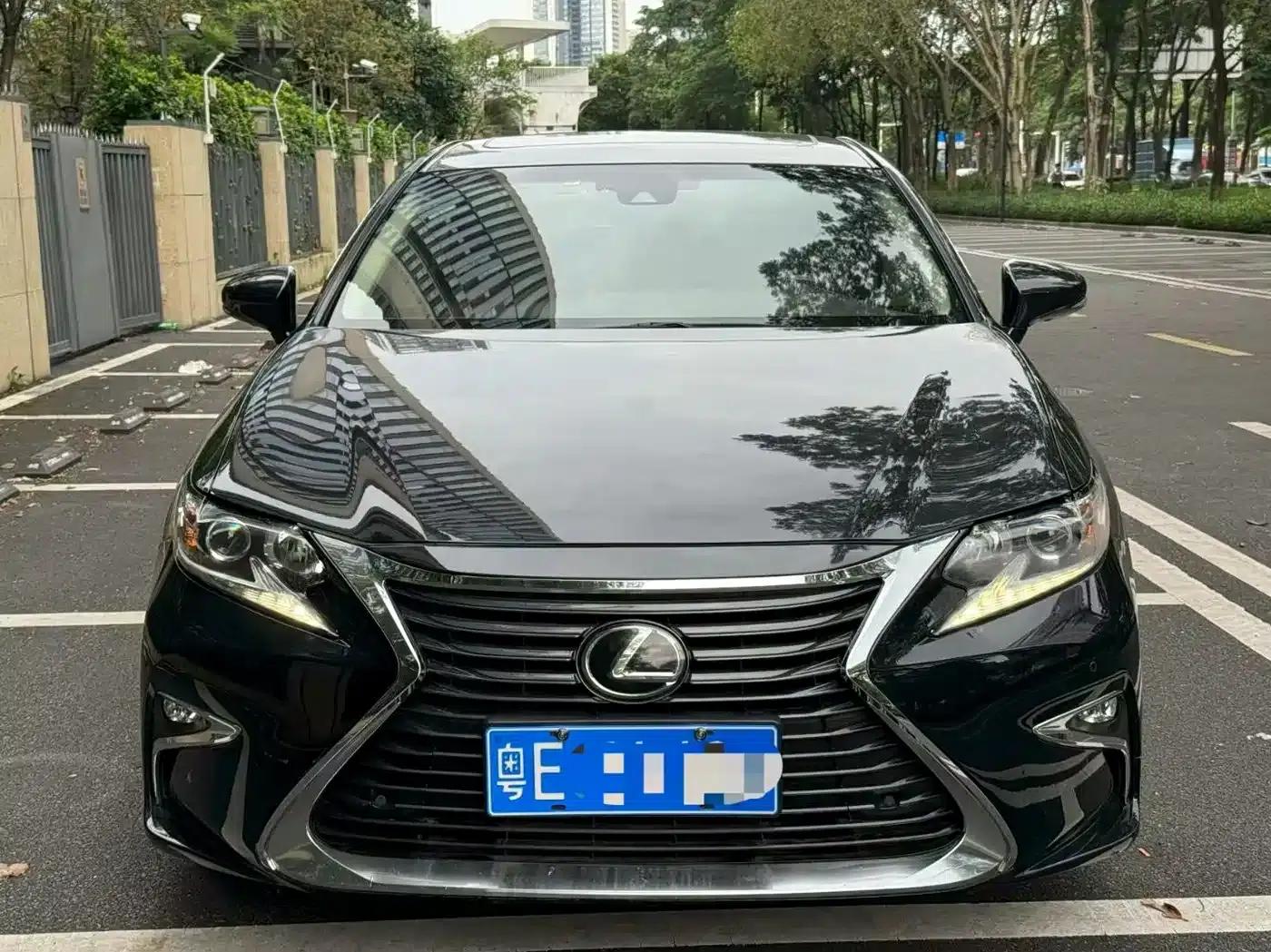 Lexus ES 2015 200 Comfort Edition — миниатюра 2