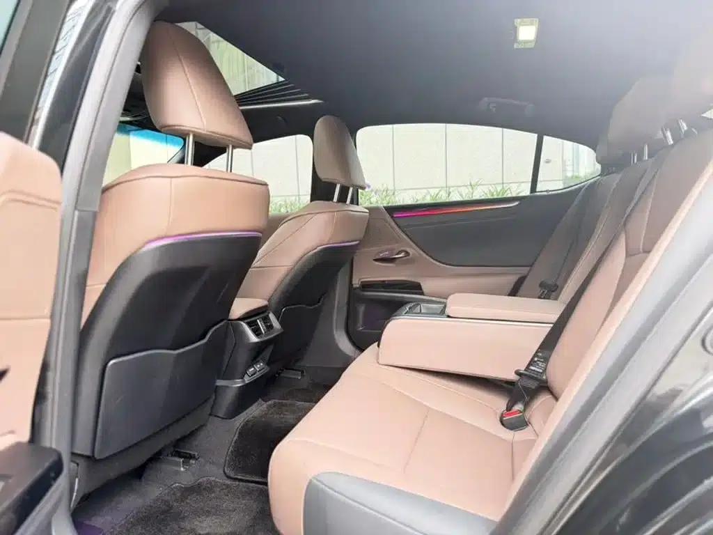 Lexus ES 2023 200 Premium Edition — миниатюра 10