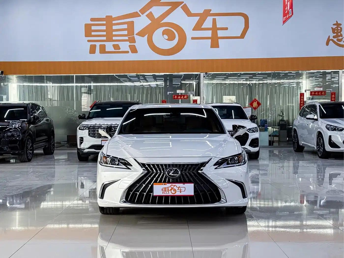Lexus ES 2021 Model 200 Premium Edition — миниатюра 2