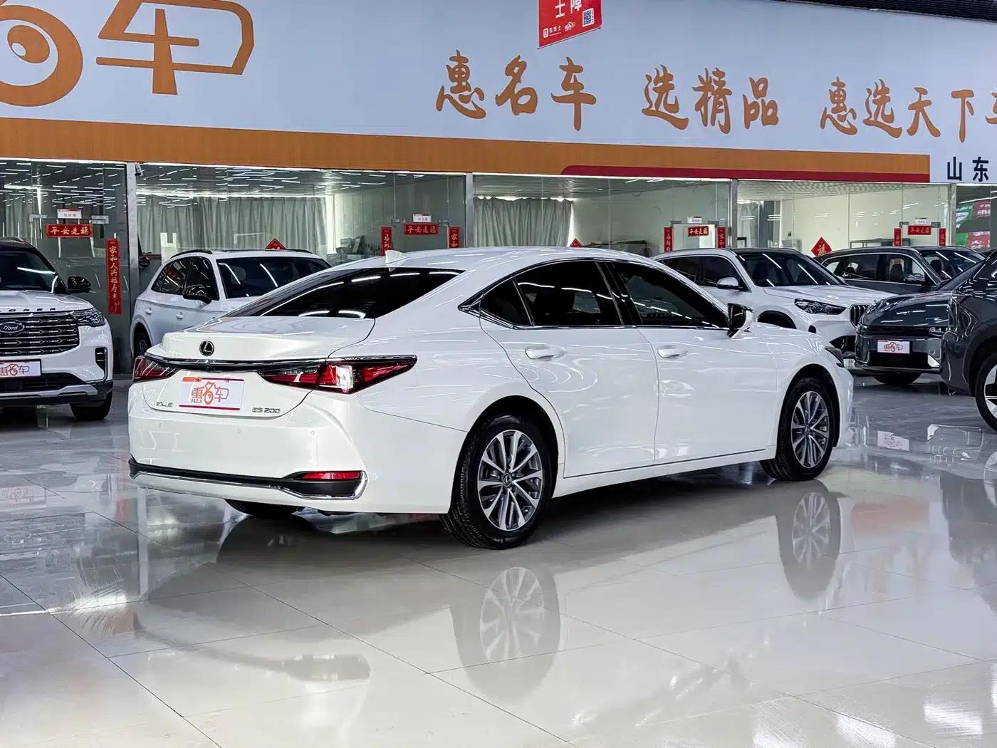 Lexus ES 2021 Model 200 Premium Edition — миниатюра 10