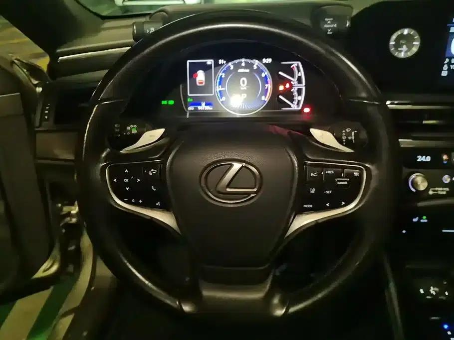 Lexus ES 2021 Model 200 Premium Edition — миниатюра 15