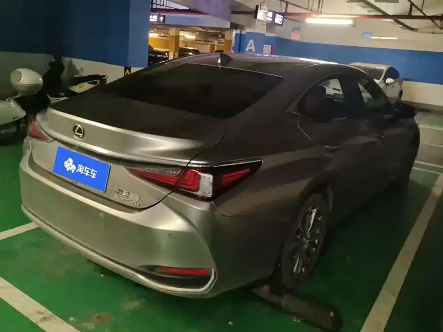Lexus ES 2021 Model 200 Premium Edition — миниатюра 3