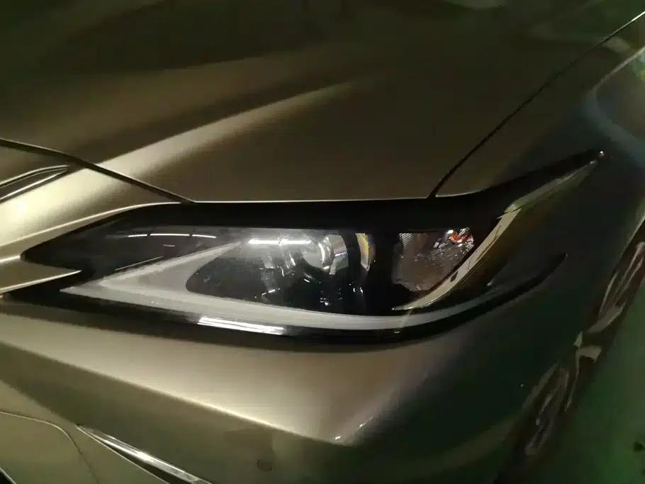 Lexus ES 2021 Model 200 Premium Edition — миниатюра 5
