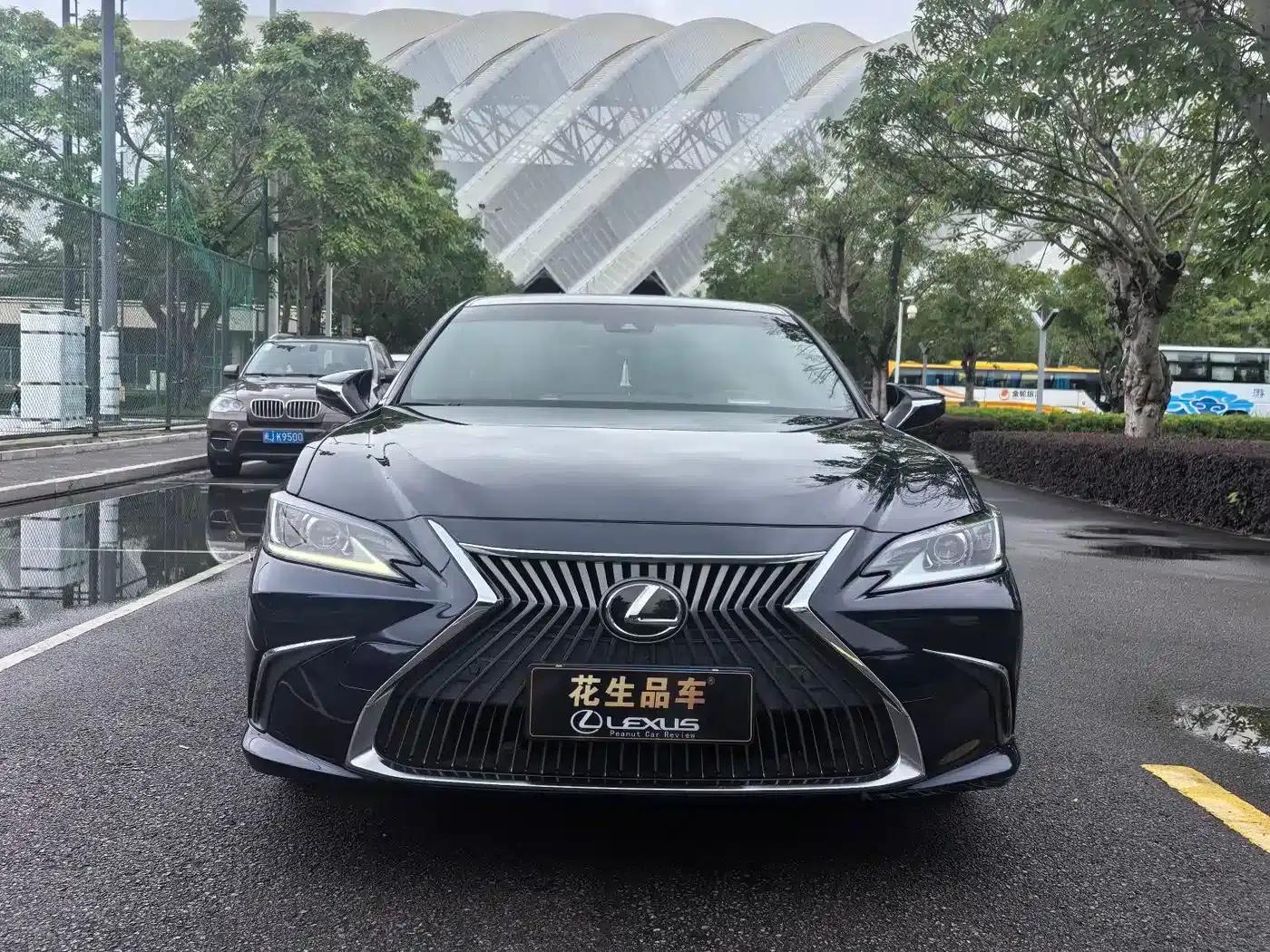 Lexus ES 2020 200 Excellence Edition — миниатюра 4
