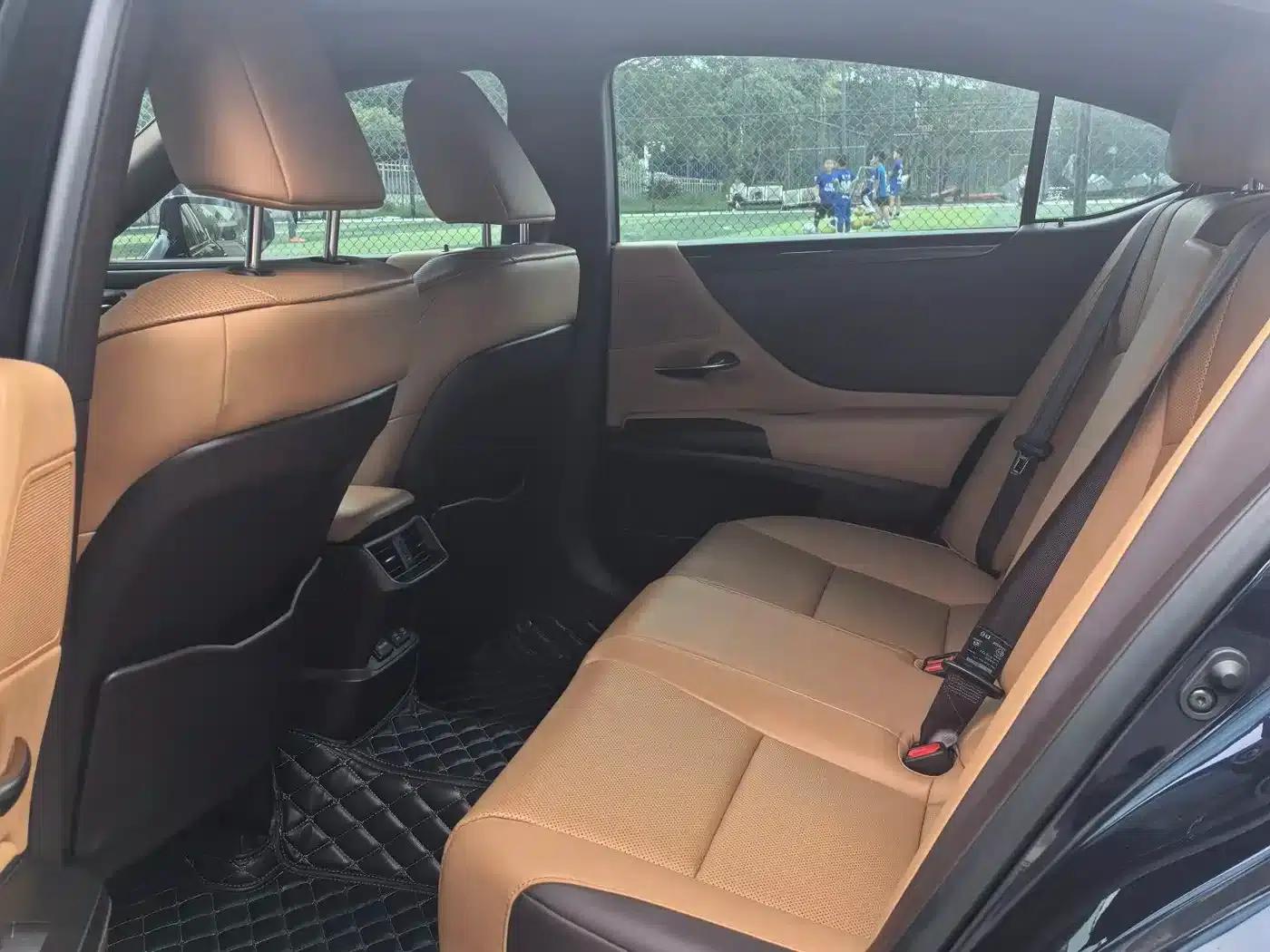Lexus ES 2020 200 Excellence Edition — миниатюра 10