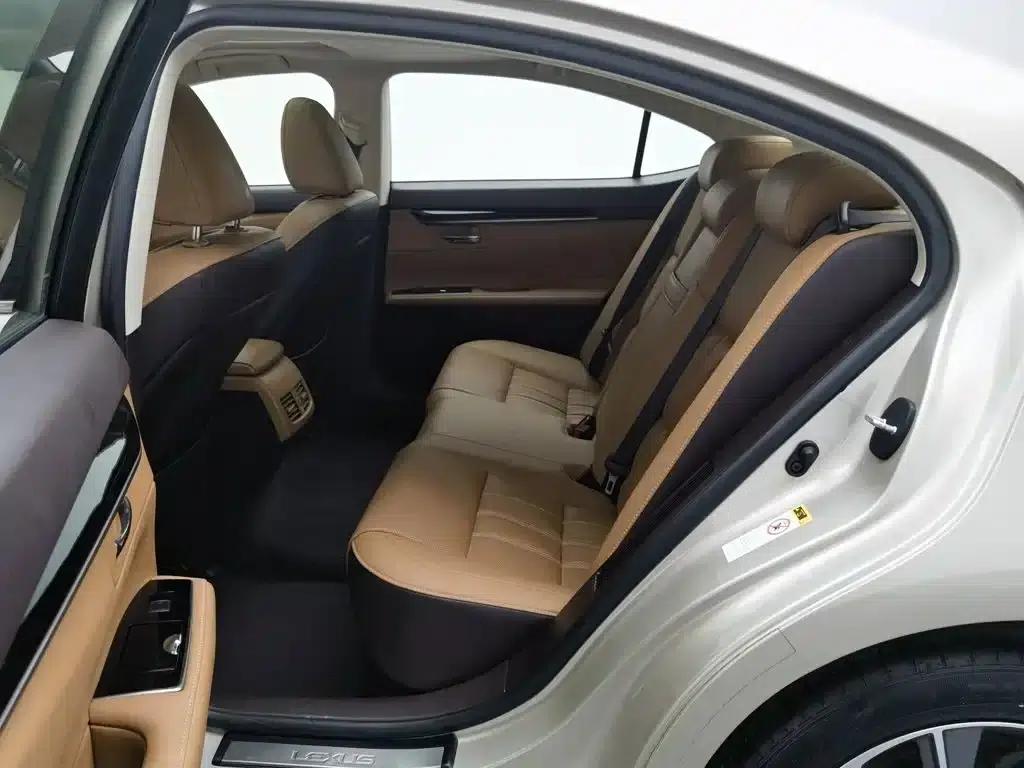 Lexus ES 2015 300h Comfort Edition — миниатюра 15