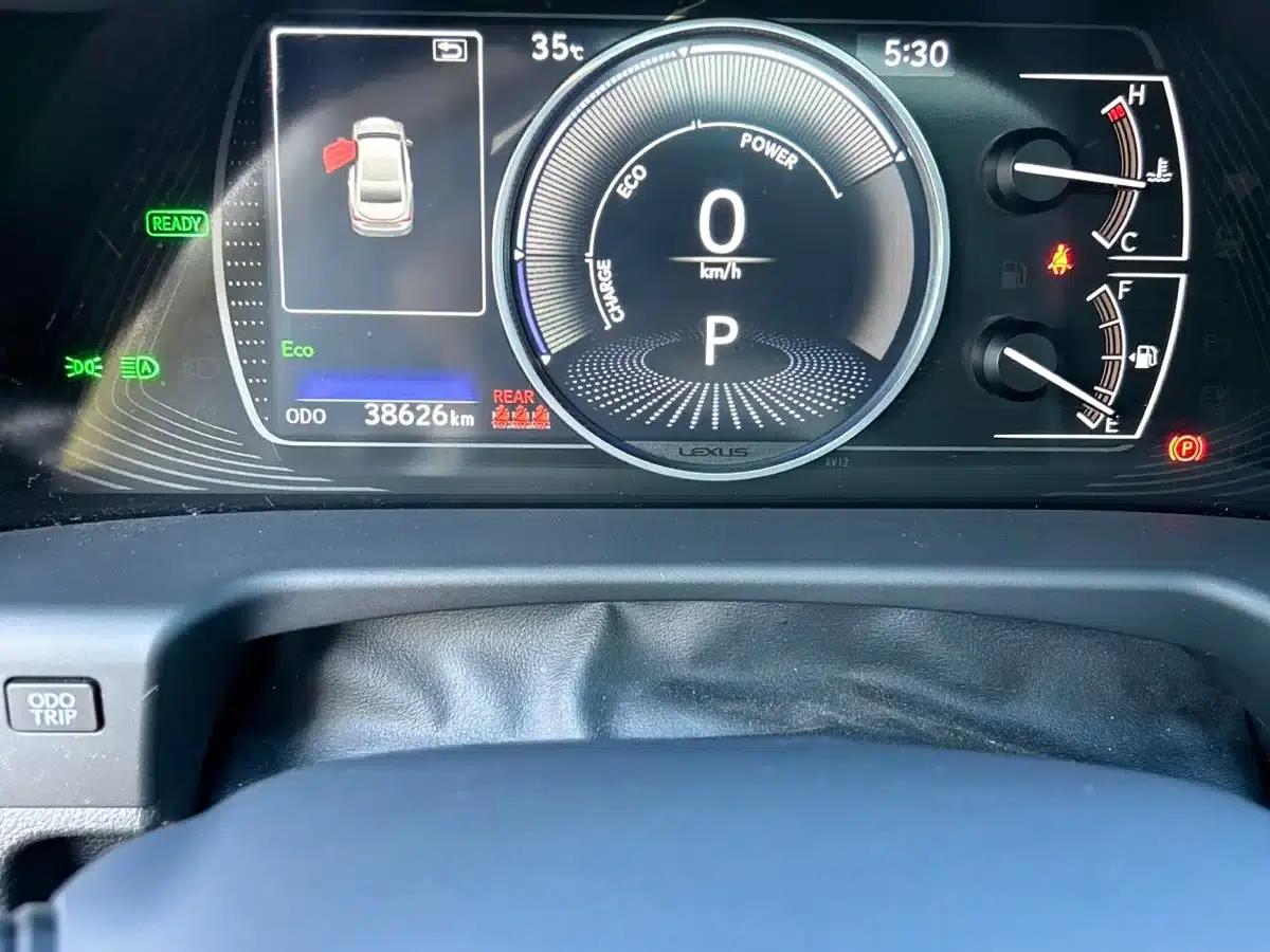 Lexus ES 2025 300h Premium Edition — миниатюра 9