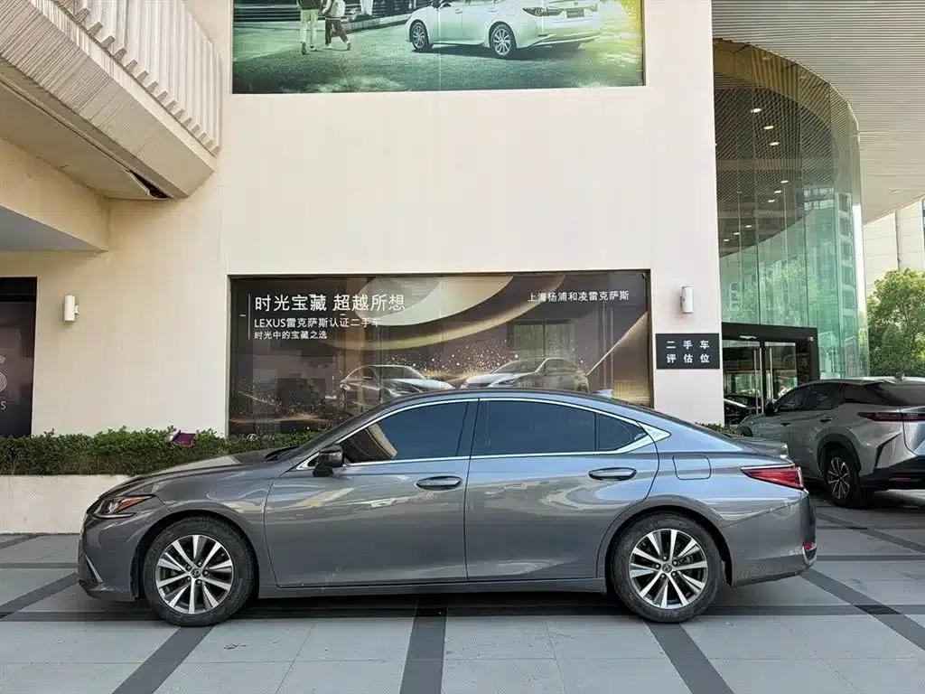 Lexus ES 2020 200 Excellence Edition — миниатюра 2