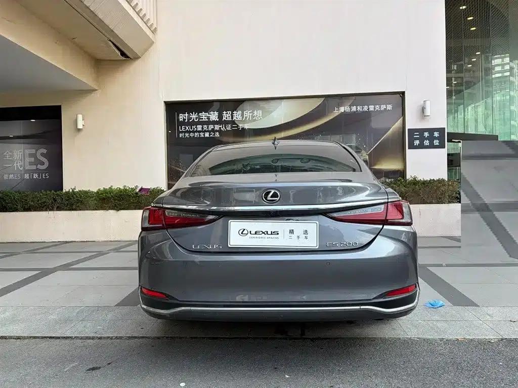 Lexus ES 2020 200 Excellence Edition — миниатюра 4