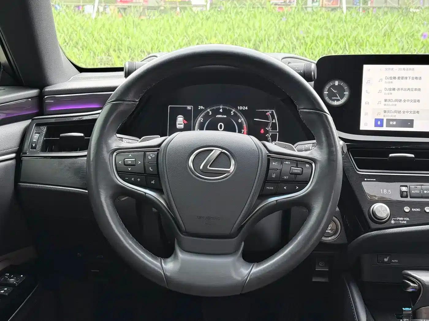 Lexus ES 2022 200 Premium Edition — миниатюра 10