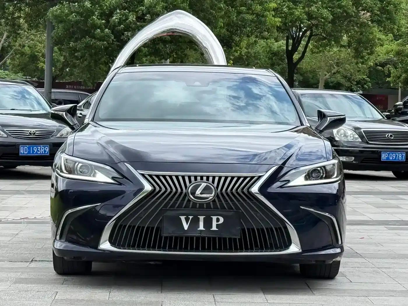 Lexus ES 2021 Model 200 Premium Edition — миниатюра 2