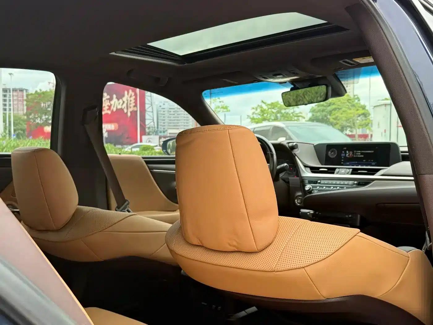 Lexus ES 2021 Model 200 Premium Edition — миниатюра 17