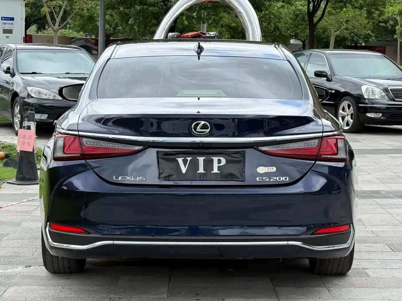 Lexus ES 2021 Model 200 Premium Edition — миниатюра 4
