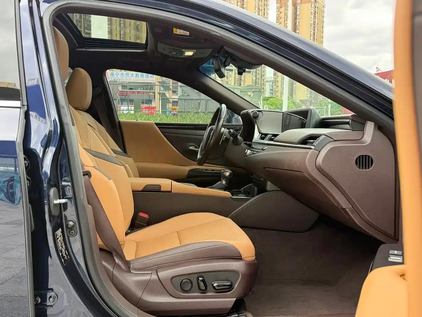 Lexus ES 2021 Model 200 Premium Edition — миниатюра 8