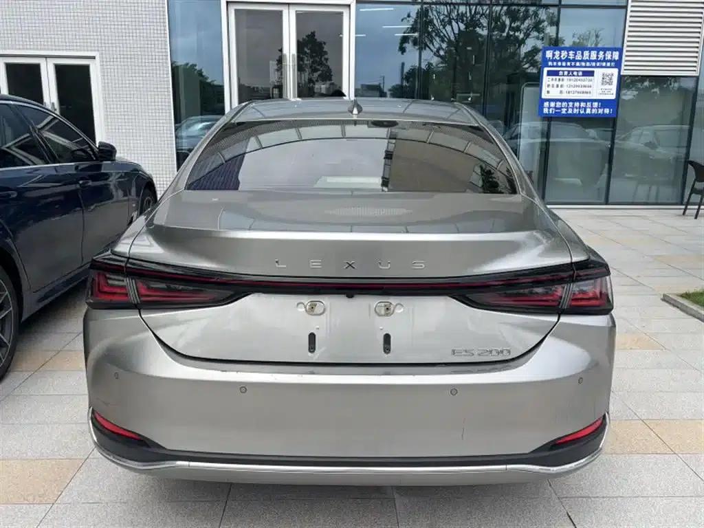 Lexus ES 2025 200 Premium Edition — миниатюра 8