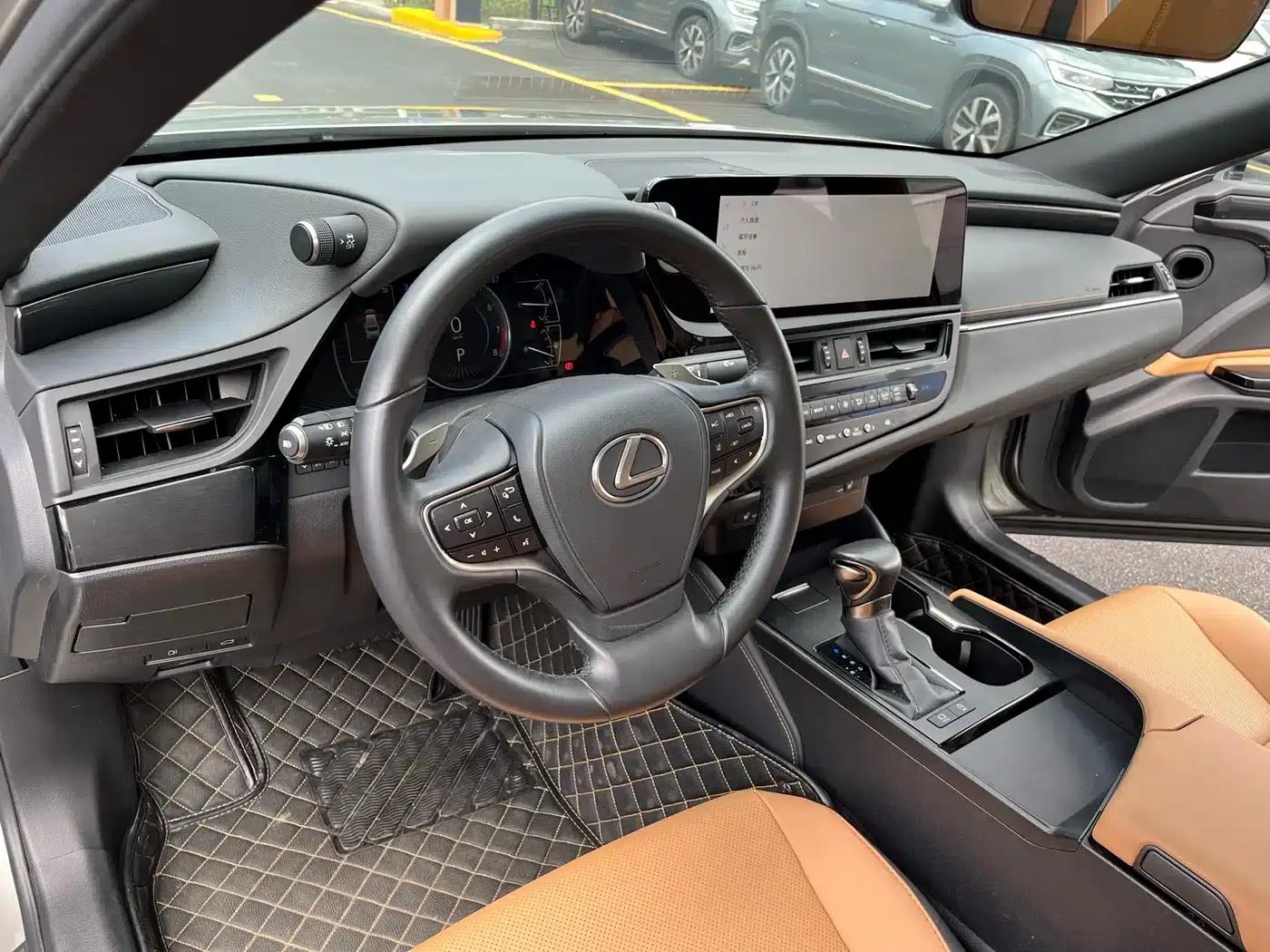 Lexus ES 2023 200 Premium Edition — миниатюра 9