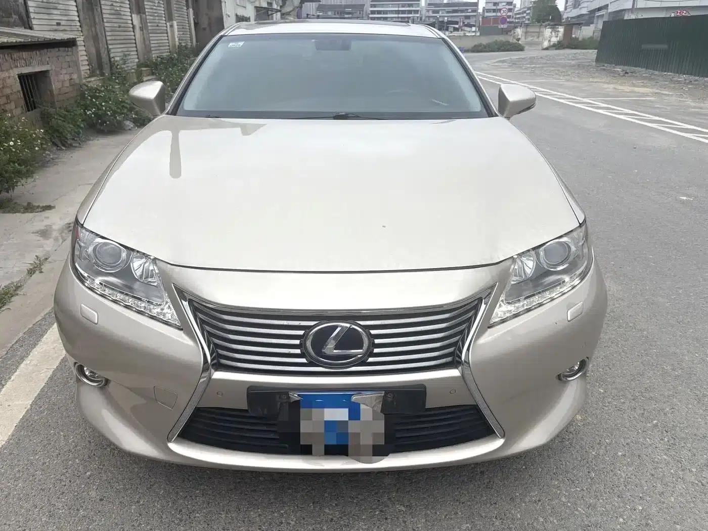 Lexus ES 2014 300h Elite Edition — миниатюра 2