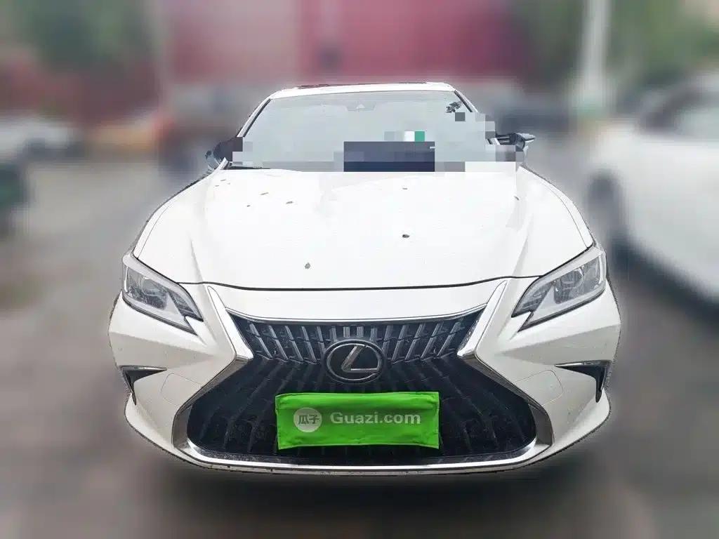Lexus ES 2022 200 Premium Edition — миниатюра 24