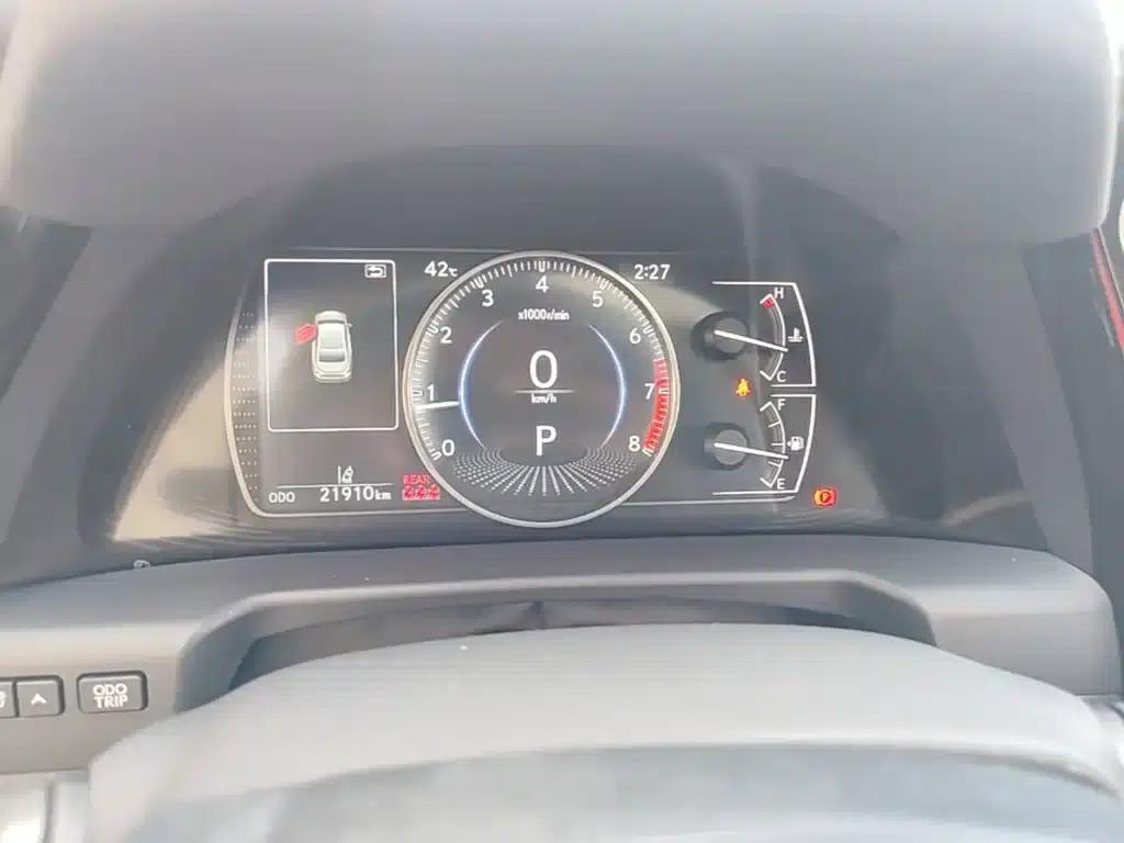 Lexus ES 2022 200 Premium Edition — миниатюра 12