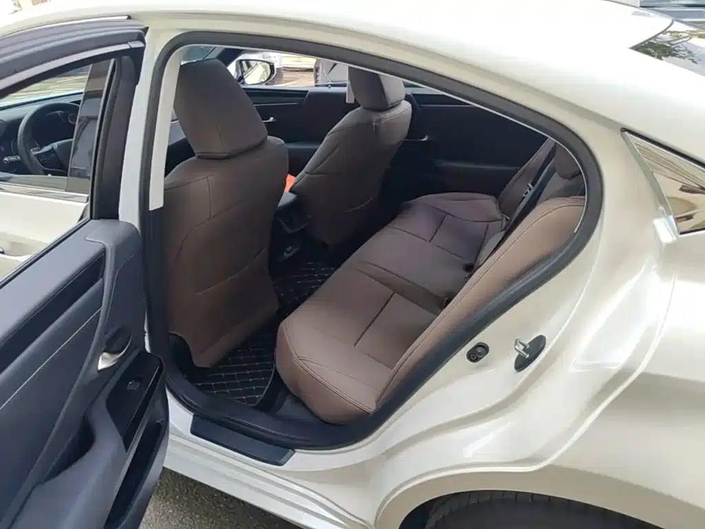 Lexus ES 2022 200 Premium Edition — миниатюра 17