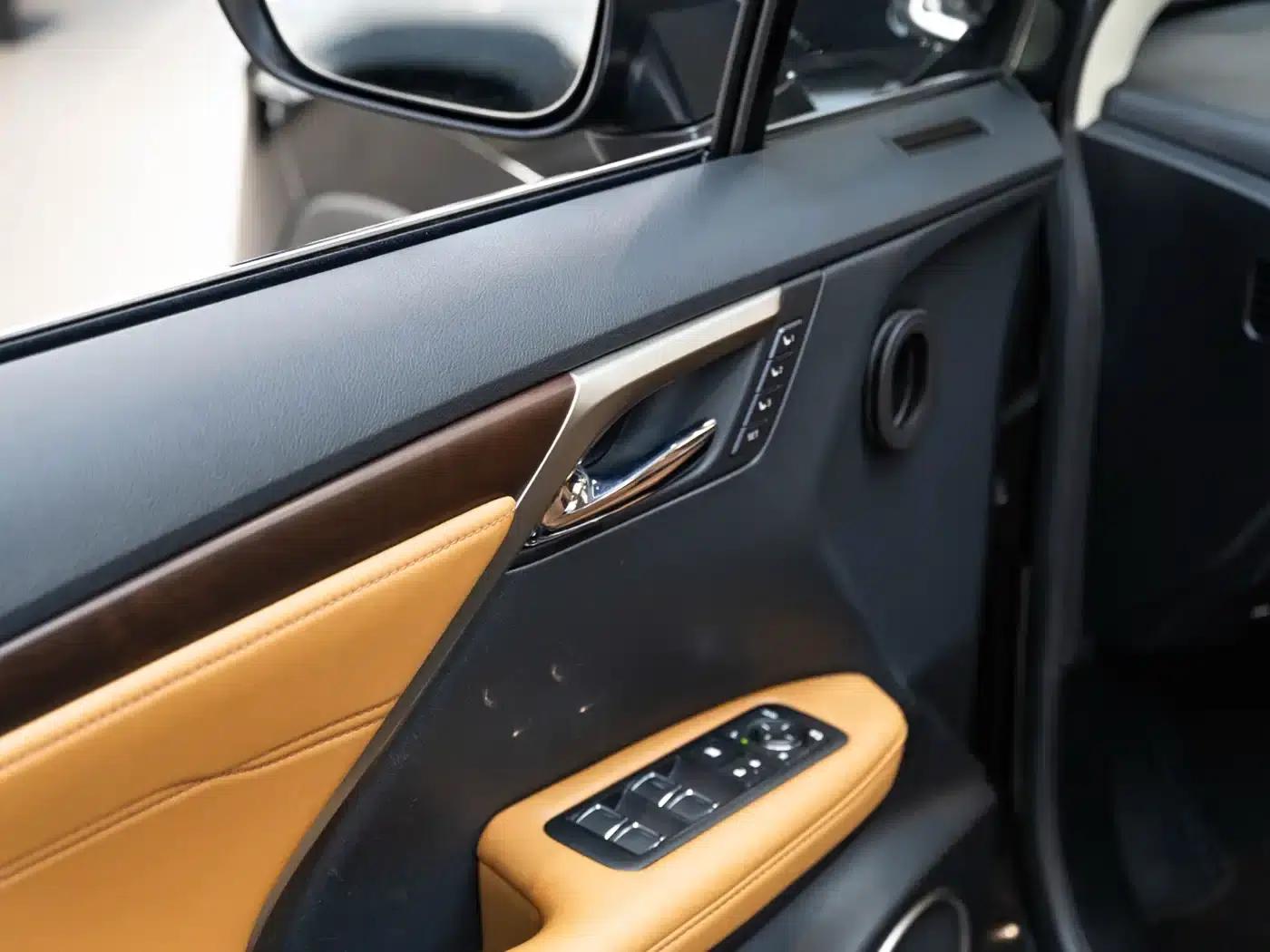 Lexus RX 350 Standard Canadian Spec (2021) — миниатюра 22