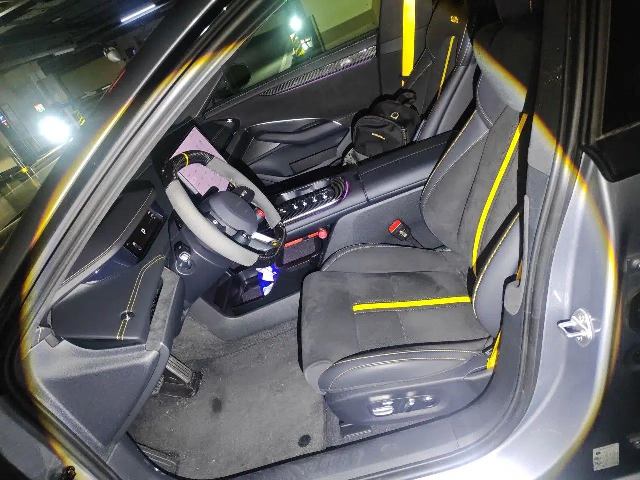 Xiaomi Auto SU7 Ultra 2025 Ultra Model — миниатюра 15
