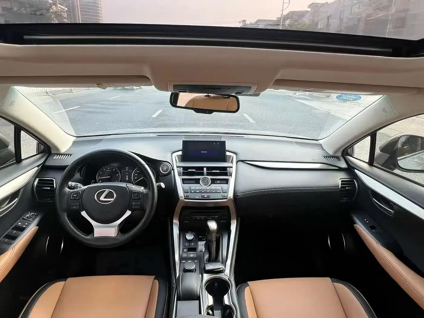 Lexus NX 2016 200 AWD Sport Edition — миниатюра 4