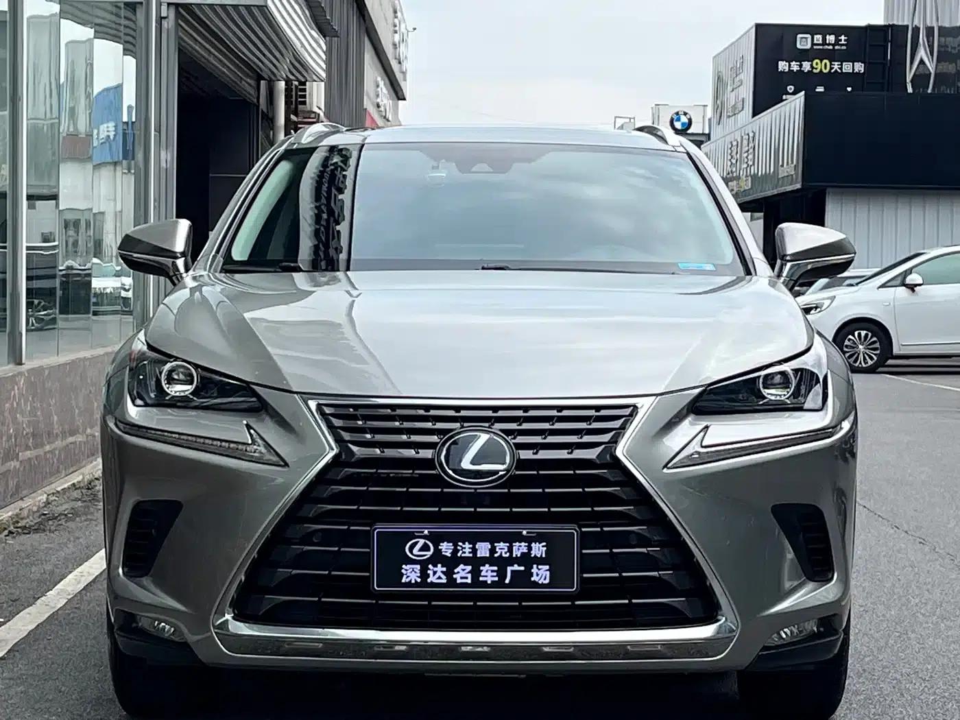Lexus NX 2018 300h FWD Sport Edition (China V Emission Standard) — миниатюра 2