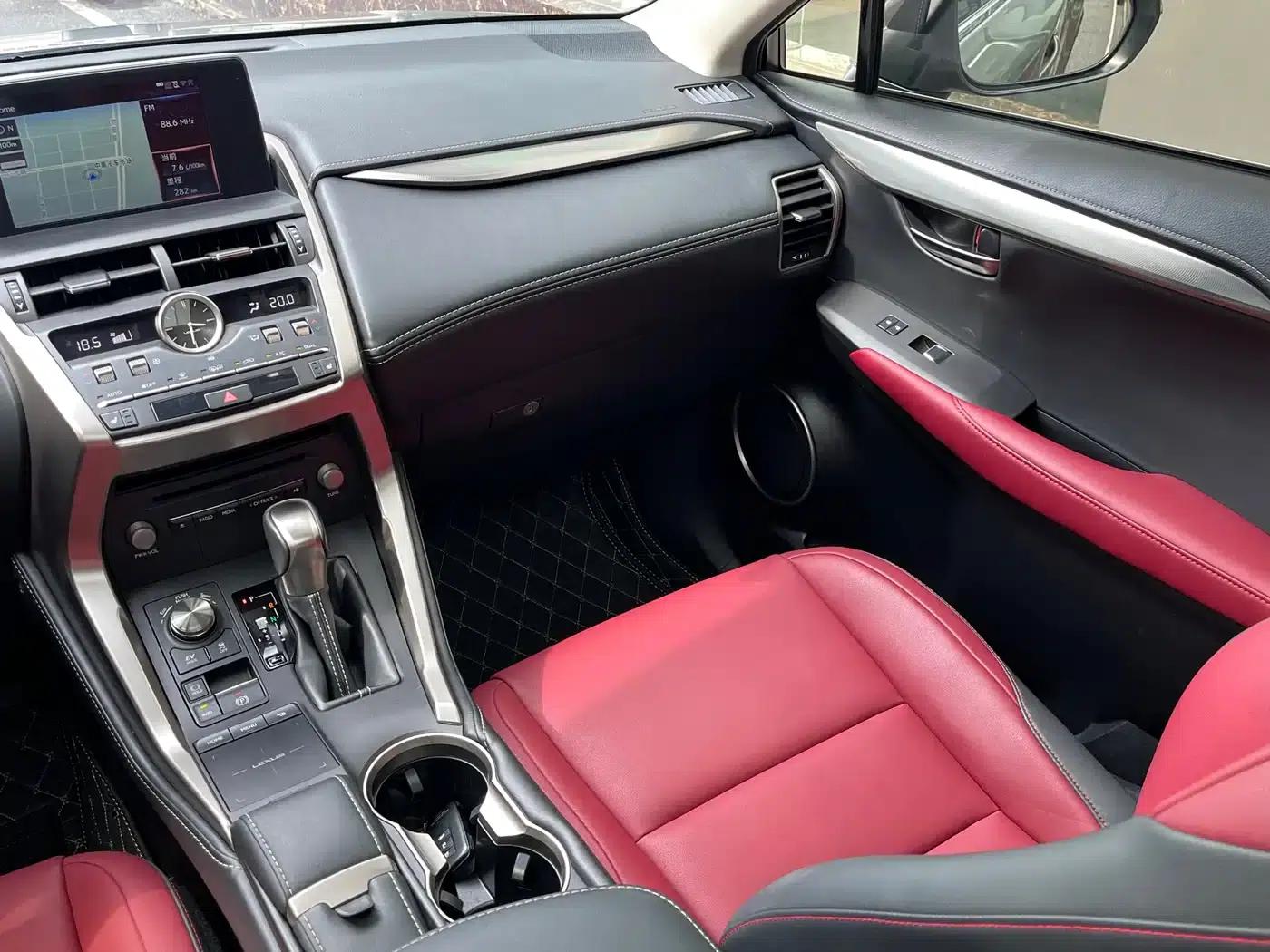 Lexus NX 2018 300h FWD Sport Edition (China V Emission Standard) — миниатюра 11