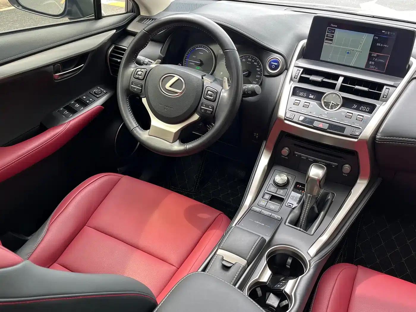 Lexus NX 2018 300h FWD Sport Edition (China V Emission Standard) — миниатюра 10